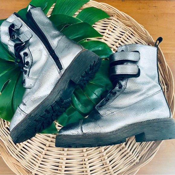 Shellys London Tyra Silver Metallic Crinkled leather Combat Boots Buckle Size 36 - Picture 2 of 16